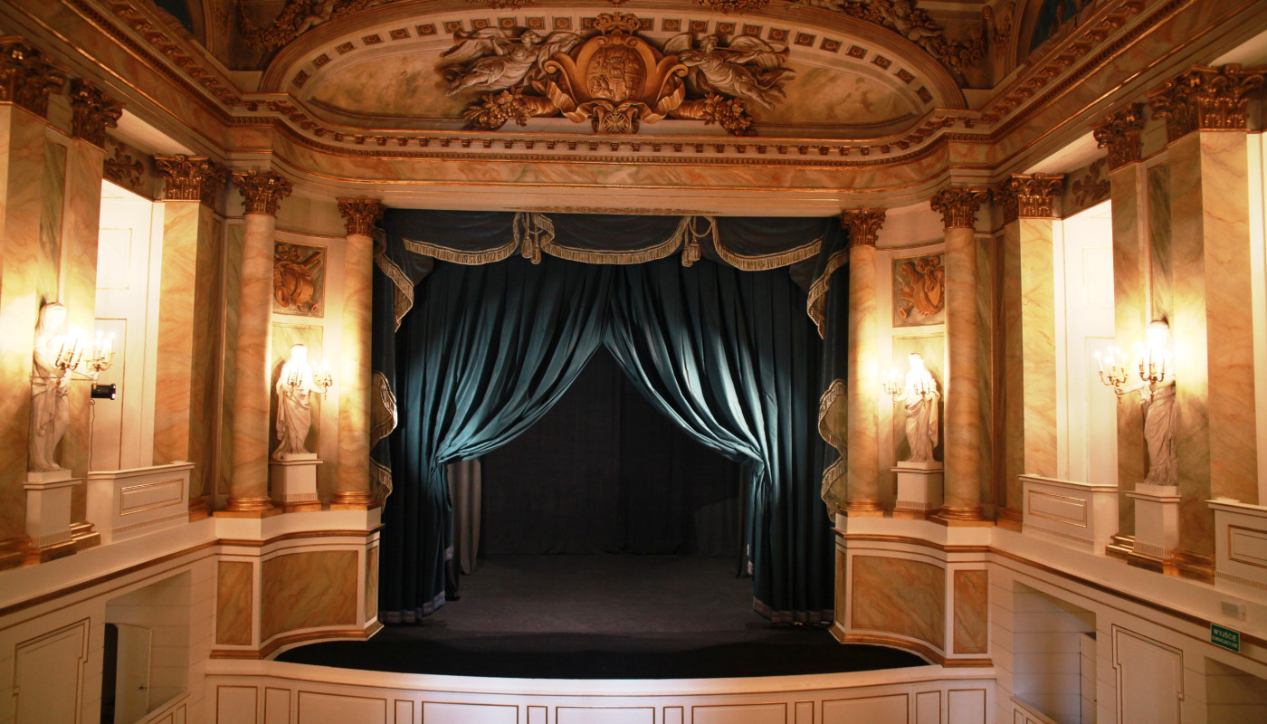 00 warsaw theatre royal